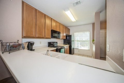 Townhouse in Davenport, Florida 2 bedrooms, 99.96 sq.m. № 1311947 - photo 5