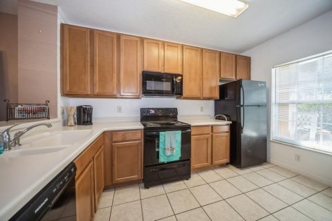 Touwnhouse à vendre à Davenport, Floride: 2 chambres, 99.96 m2 № 1311947 - photo 3