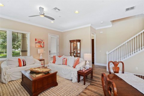 Townhouse in Orlando, Florida 3 bedrooms, 180.69 sq.m. № 1300800 - photo 4