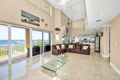 Villa ou maison à vendre à Key Largo, Floride: 5 chambres, 447.97 m2 № 1000571 - photo 12