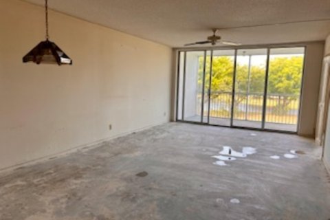Condominio en venta en Pompano Beach, Florida, 2 dormitorios, 106.84 m2 № 981714 - foto 16