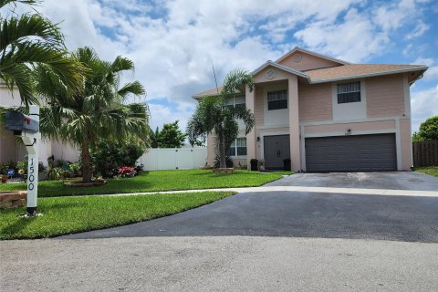 Villa ou maison à vendre à Pembroke Pines, Floride: 4 chambres, 261.52 m2 № 1215974 - photo 28