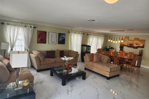 Villa ou maison à vendre à Pembroke Pines, Floride: 4 chambres, 261.52 m2 № 1215974 - photo 26