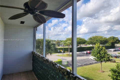 Copropriété à vendre à Boca Raton, Floride: 1 chambre, 66.89 m2 № 1372568 - photo 11