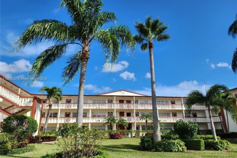 Condo in Boca Raton, Florida, 1 bedroom  № 1372568 - photo 2