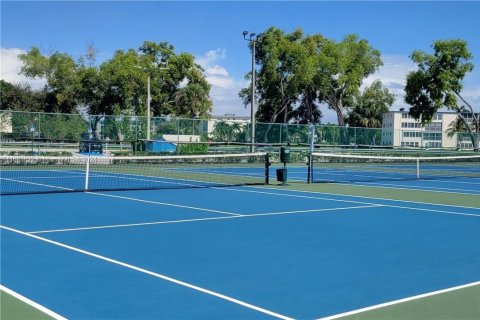 Condo in Boca Raton, Florida, 1 bedroom  № 1372568 - photo 21