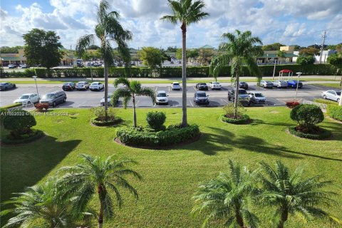 Condo in Boca Raton, Florida, 1 bedroom  № 1372568 - photo 14