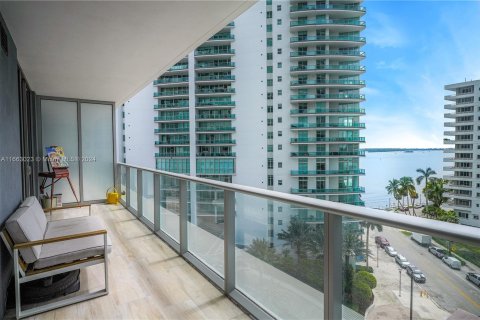 Condominio en venta en Miami, Florida, 1 dormitorio, 64.66 m2 № 1372565 - foto 5