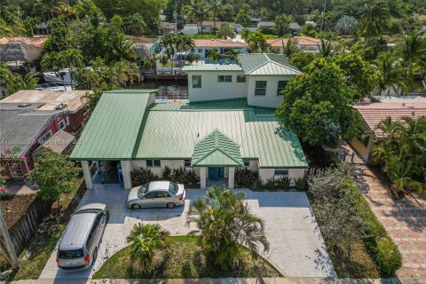 House in Fort Lauderdale, Florida 6 bedrooms, 277.31 sq.m. № 1187896 - photo 4