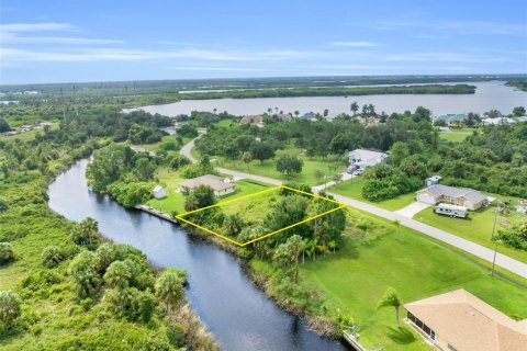 Terreno en venta en Punta Gorda, Florida № 1371550 - foto 7