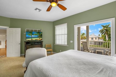 House in Vero Beach, Florida 3 bedrooms, 250.93 sq.m. № 761493 - photo 10